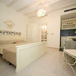 Roko House *