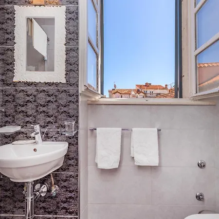 Roko House Apartment *
