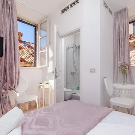 Roko House Apartment