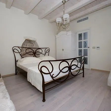 Roko House Apartment