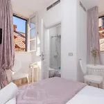 Roko House Апартаменты